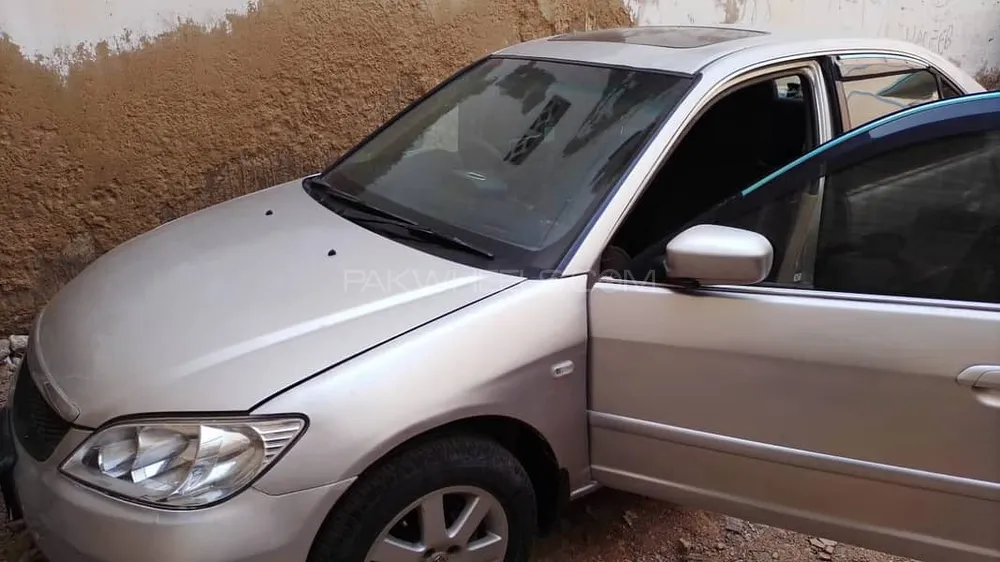 Honda Civic 2004 for Sale in Karachi Image-1