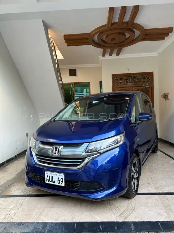 Honda Freed 2019 for Sale in Islamabad Image-1