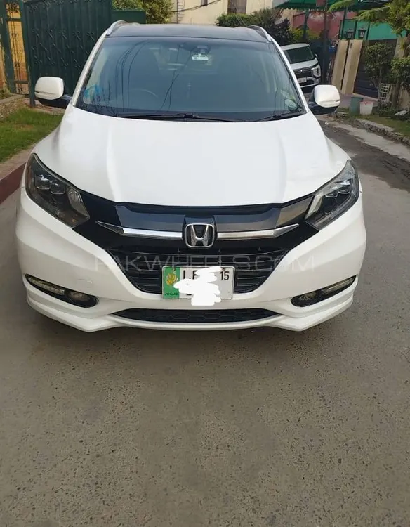 Honda Vezel 2015 for Sale in Faisalabad Image-1