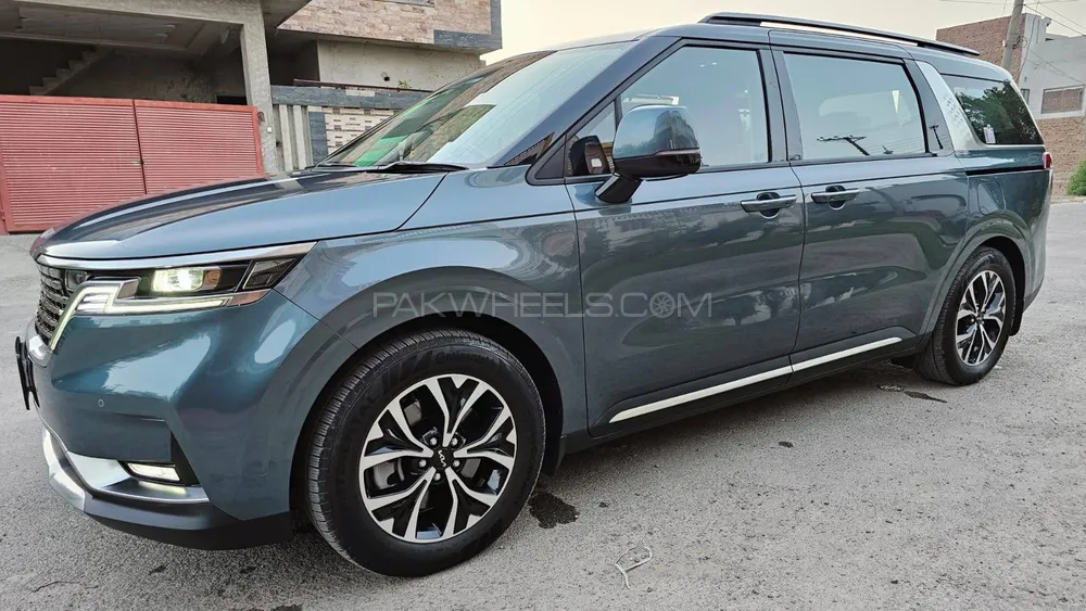 KIA Carnival 2022 for Sale in Islamabad Image-1