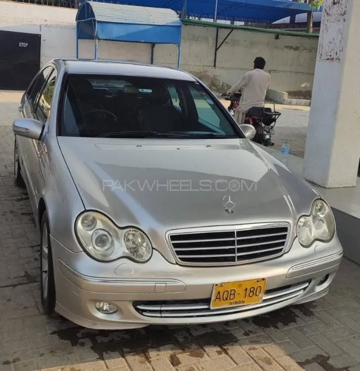 Mercedes Benz C Class 2006 for Sale in Karachi Image-1