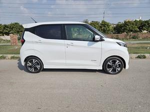 Fresh Import 2025
No.1 Japan Quality
3.0 Auction Grade and Auction Sheet Attach For Satisfaction And Online Verification
HIGHWAY STAR G EDITION 
2022 Model
Low Mileage: 25944 KM
Shiny White Colour
LEATHER WRAPPED STEERING 
15 INCHES NEW DESIGN ALLOY WHEELS 
Heating Seats 
Push Start Engine / Intelligent Key
Auto Ac Touch Panel
LED  Head Lump
Super UV Cut Doors Glass
Intelligent Around View Monitor
Camera On Room Mirror
Genuine Verifiable Auction Sheet
Alloy Wheels
Nissan Genuine 9 Inch Navigation System
Nissan Genuine Back Camera
Remote Door Mirror
Abs Braking System
Traction Control
Hid Headlights
Retractable Side Mirrors With Indicators
Winker Mirror
Digital Climate Control Air Conditioning System
6 Air Bags 
All Power Windows
Multimedia Steering
Engine In Clean & Good Condition
Clean Interior & Exterior
Power Steering
High Quality Luxury Hatchback
Brand New Tyres