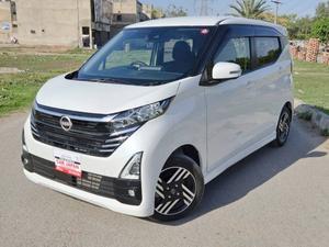 Fresh Import 2025
No.1 Japan Quality
HIGHWAY STAR X EDITION 
2024 Model
Shiny White Colour
Very Low Mileage: 400 KM
LEATHER WRAPPED STEERING 
14 INCHES NEW DESIGN ALLOY WHEELS 
Heating Seats 
Push Start Engine / Intelligent Key
Auto Ac Touch Panel
LED  Head Lump
Super UV Cut Doors Glass
Intelligent Around View Monitor
Camera On Room Mirror
Genuine Verifiable Auction Sheet
Auction Grade and Auction Sheet Attach For Satisfaction And Online Verification
Alloy Wheels
Nissan Genuine 9 Inch Navigation System
Nissan Genuine Back Camera
Remote Door Mirror
Abs Braking System
Traction Control
Hid Headlights
Retractable Side Mirrors With Indicators
Winker Mirror
Digital Climate Control Air Conditioning System
6 Air Bags 
All Power Windows
Multimedia Steering
Engine In Clean & Good Condition
Clean Interior & Exterior
Power Steering
High Quality Luxury Hatchback
Brand New Tyres