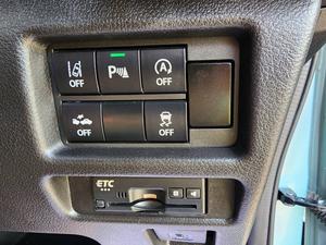 Fresh Import 2025
J STYLE II EDITION
2022 Model
Low Mileage: 37788 KM
Shiny Sky Blue Colour
TWO TONE
Paddle Shifters 
Back Camera 
Push Start Engine
Safety Sense
idling stop
HYBRID
Electric Power Steering
SD Navigation
Lithium Ion Battery
Auto Ac Push Panel
Led Headlamp [High / Low Beam, With Auto-leveling
Abs Braking System
Led Front Fog Lamp
Auction Sheet Available
Retractable Side Mirrors With Indicators
All Power Windows
Runs & Drives Great
Engine In Clean & Good Condition
Clean Interior & Exterior
New Model
Drive Type: FF
Eco Idle Technology
Sofa Seats
Power Steering
Power Windows
Power Side Mirrors
Glass With Ultra-violet Filter (UV Cut)
Digital Climate Control Air Conditioner & Heater
Steering: Power Assist Equipped Rack & Pinion
Suspension: Mcpherson Strut Type Coil Spring
Drivers Airbag
Passenger Airbag
Rear Wiper
Good Fuel Economy
6 SRS Air Bag
High. Price is slightly negotiable