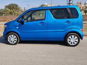 Fresh Import 2025
HYBRID FX EDITION
3.5 Auction Grade and Auction Sheet Attached For Satisfaction And Verification
2022 Model
Shiny Blue Colour
Cruise Control
Safety Sense
No.1 Japan Quality
SD Navigation
Back Camera
Auto AC Push Panel
Halogen Head Lump
Abs Braking System
Genuine Verifiable Auction Sheet
Retractable Side Mirrors With Indicators
All Power Windows
Runs & Drives Great
Engine In Clean & Good Condition
Clean Interior & Exterior
Drive Type: FF
Eco Idle Technology
Sofa Seats
Heated Seats
Power Steering
Power Windows
Power Side Mirrors
Glass With Ultra-violet Filter (UV Cut)
Digital Climate Control Air Conditioner & Heater
Steering: Power Assist Equipped Rack & Pinion
Suspension: Mcpherson Strut Type Coil Spring
Drivers Airbag
Passenger Airbag
Rear Wiper
Good Fuel Economy
Dual SRS Air Bag
High Quality Luxury Hatchback
Brand New Tyres
Anti-lock Brakes
Remote Keyless Entry