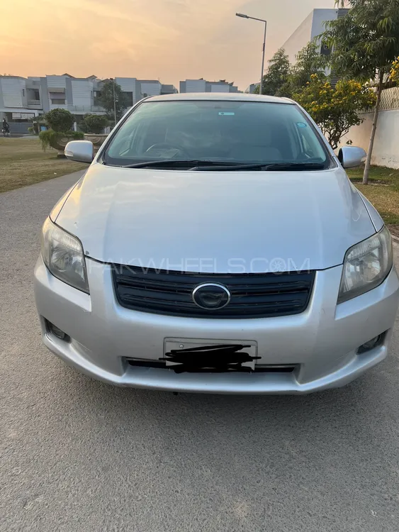 Toyota Corolla Axio 2011 for Sale in Multan Image-1