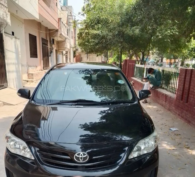Toyota Corolla 2012 for Sale in Faisalabad Image-1