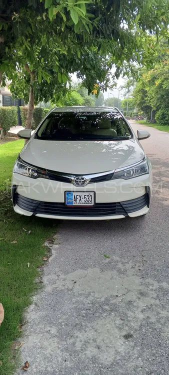 Toyota Corolla 2017 for Sale in Lahore Image-1