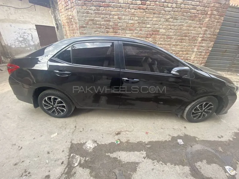 Toyota Corolla 2014 for Sale in Raiwind Image-1
