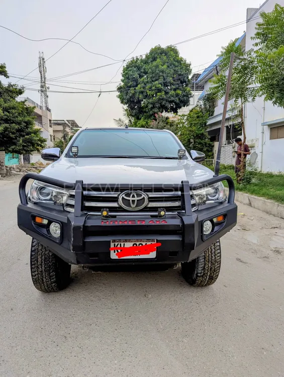 Toyota Hilux 2018 for Sale in Karachi Image-1