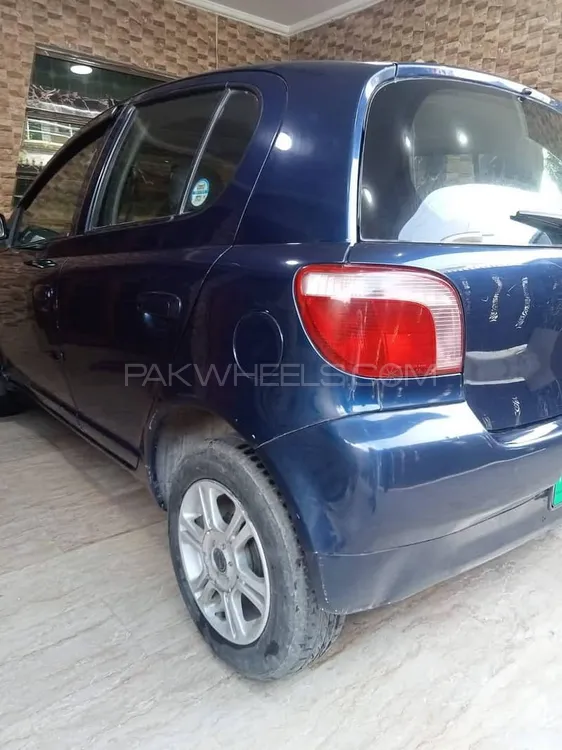 Toyota Vitz 1999 for Sale in Lahore Image-1