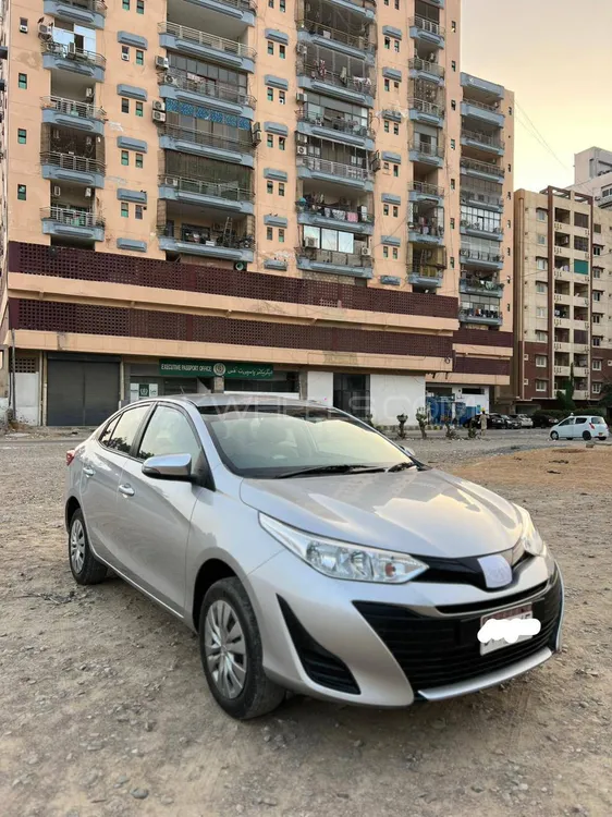 Toyota Yaris Sedan 2023 for Sale in Karachi Image-1