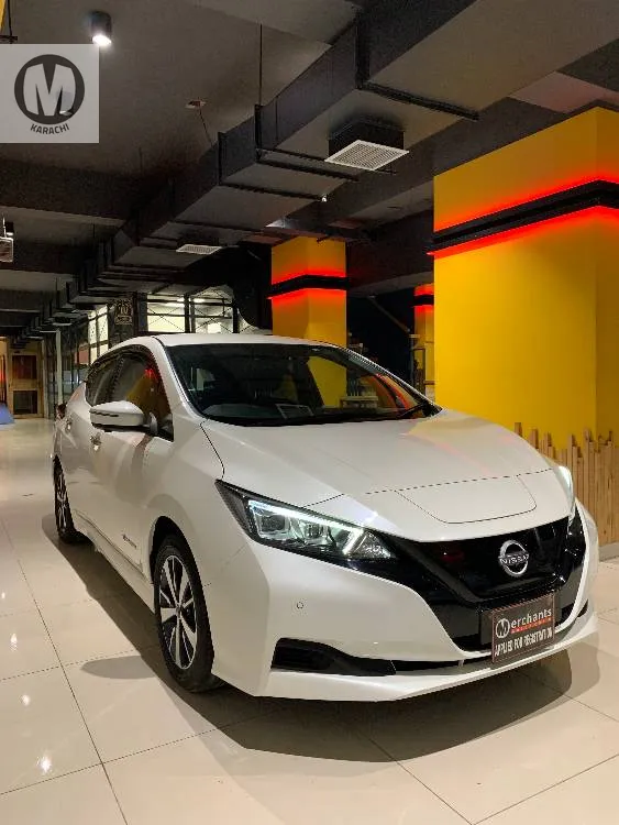 Nissan Leaf 2022 for Sale in Karachi Image-1