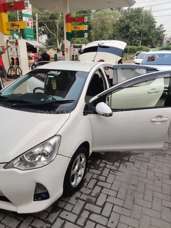 Toyota Aqua 2013 for Sale in Faisalabad Image-1