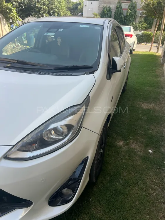 Toyota Aqua 2021 for Sale in Faisalabad Image-1