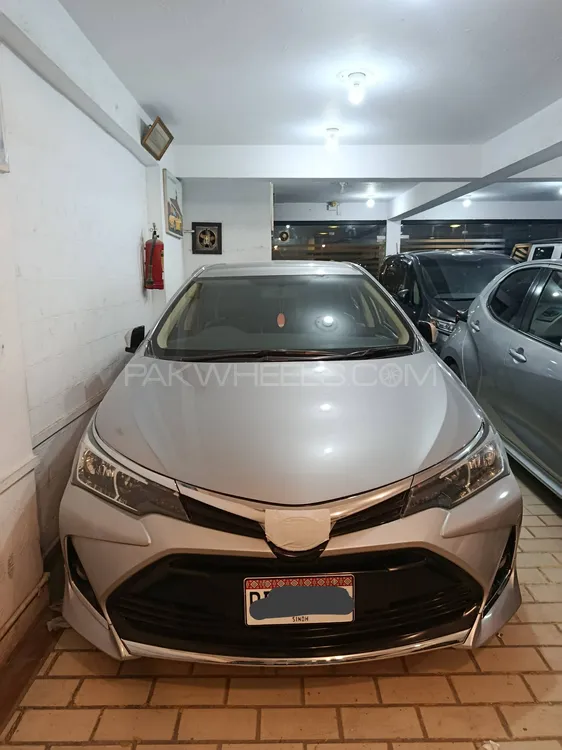 Toyota Corolla 2018 for Sale in Karachi Image-1