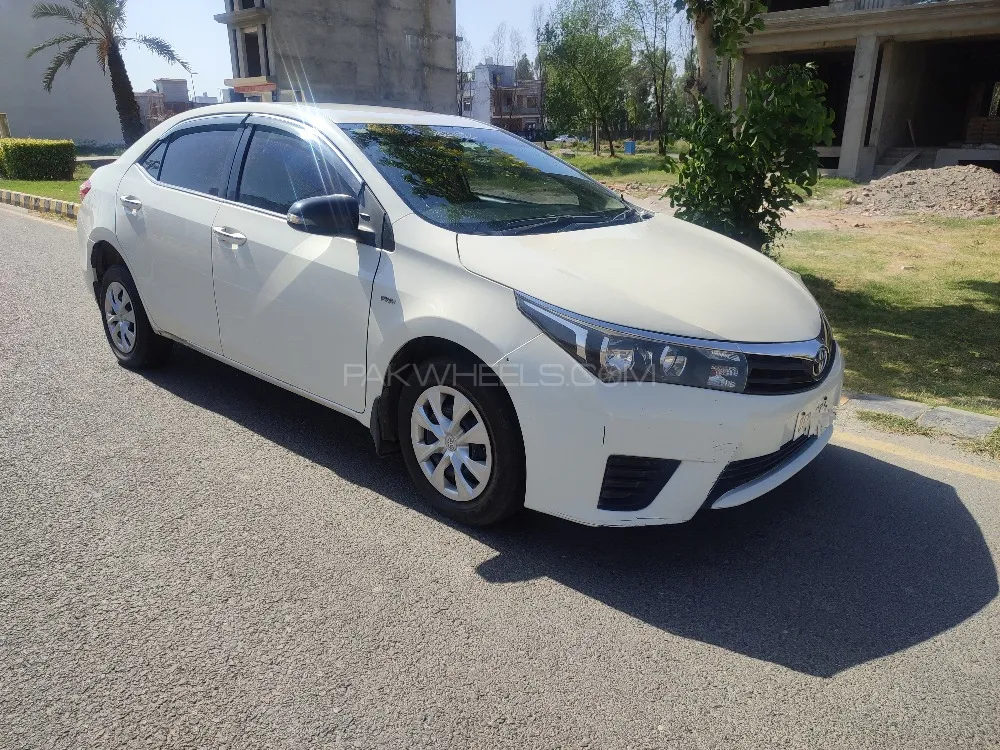Toyota Corolla 2016 for Sale in Sialkot Image-1