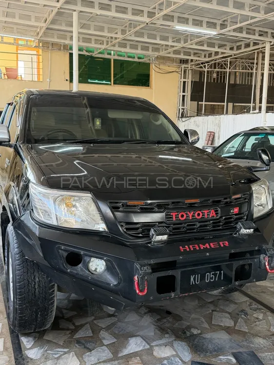 Toyota Hilux 2015 for Sale in Peshawar Image-1