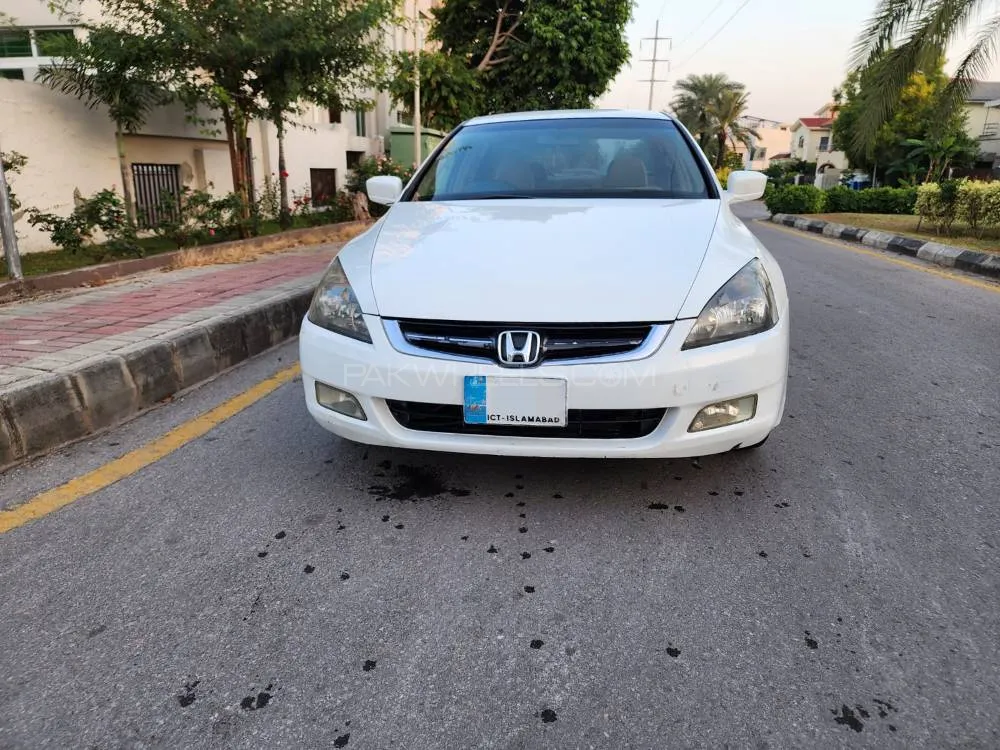 Honda Accord 2003 for Sale in Islamabad Image-1
