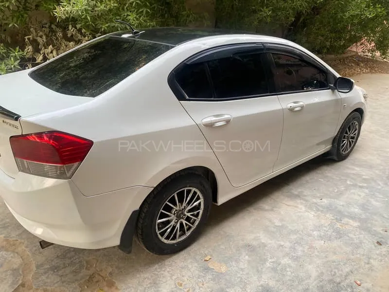 Honda City 2009 for Sale in Hyderabad Image-1