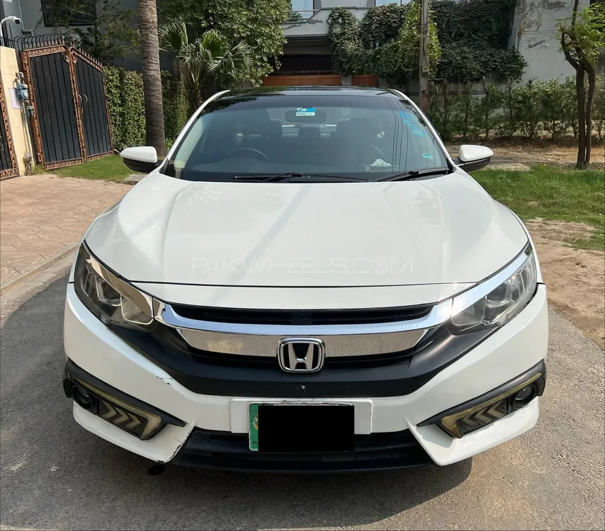 Honda Civic 2017 for Sale in Lahore Image-1