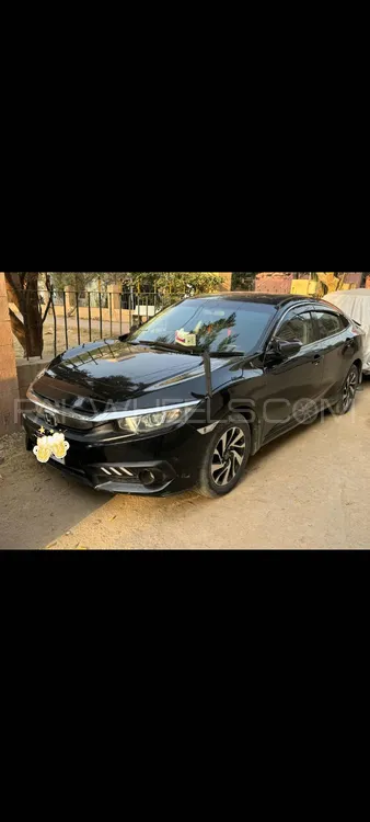 Honda Civic 2018 for Sale in Karachi Image-1