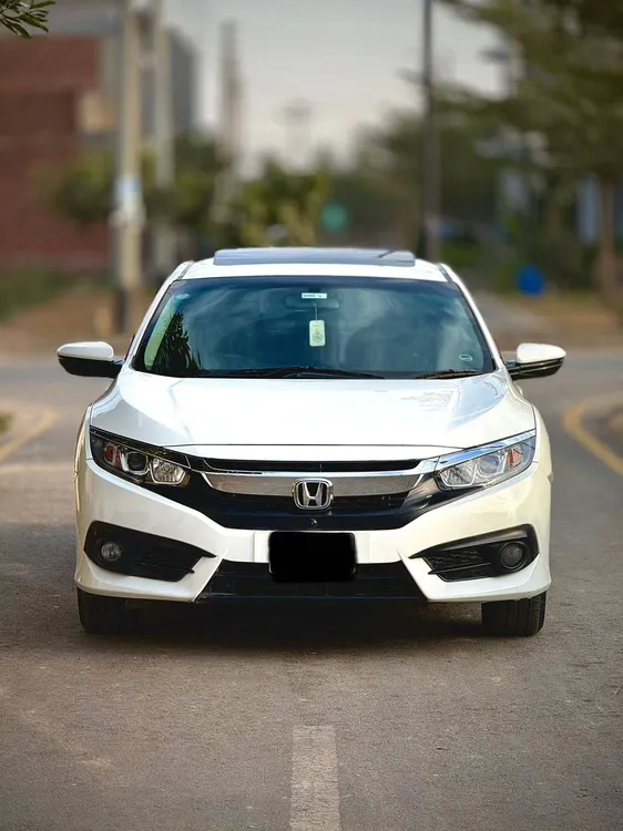 Honda Civic 2018 for Sale in Faisalabad Image-1