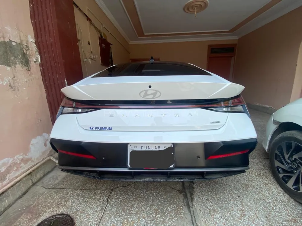 Hyundai Elantra 2025 for Sale in Sahiwal Image-1