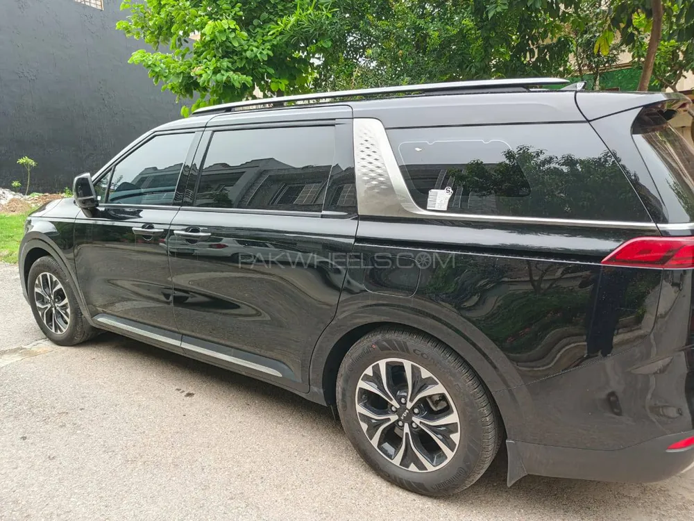 KIA Carnival 2024 for Sale in Islamabad Image-1