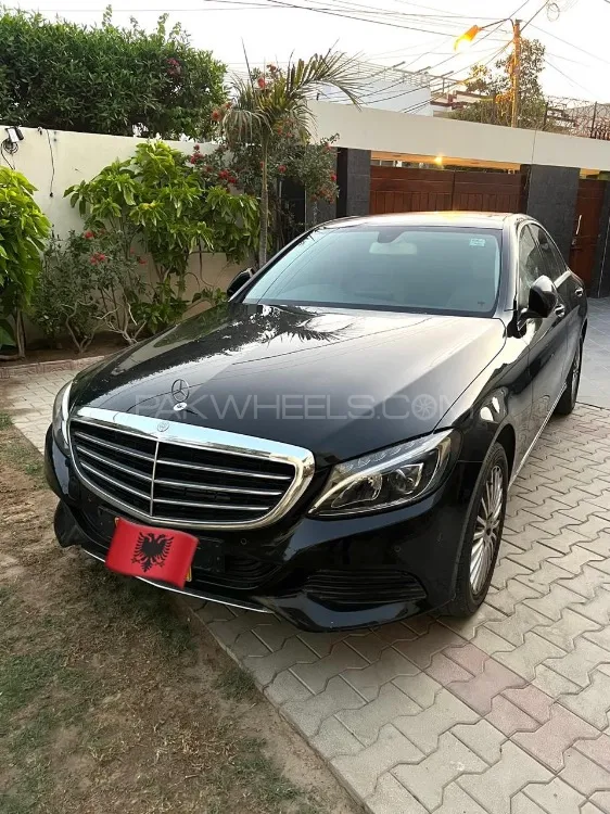 Mercedes Benz C Class 2016 for Sale in Karachi Image-1