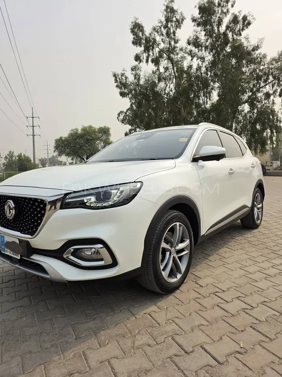 MG HS 2022 for Sale in Peshawar Image-1