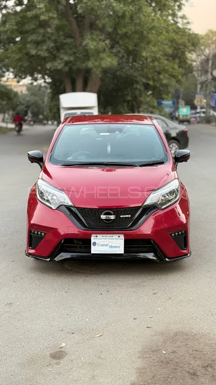 Nissan Note 2017 for Sale in Lahore Image-1