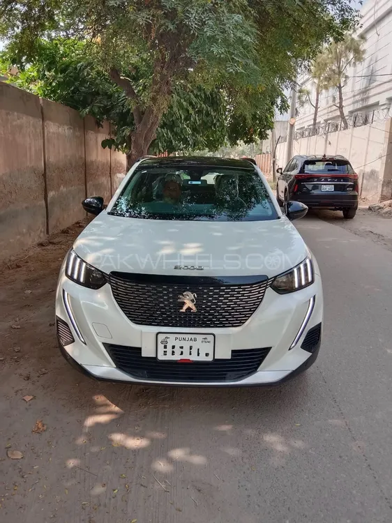 پیوژو 2008 2024 for Sale in لاہور Image-1