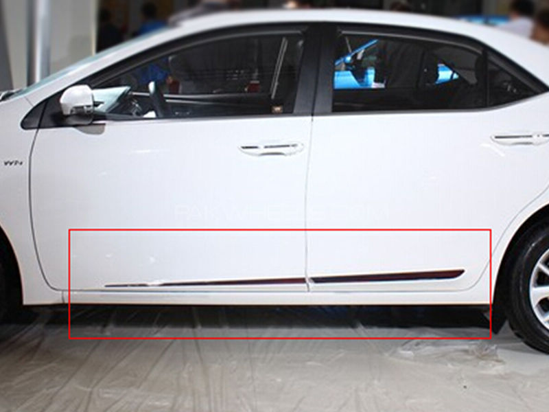 Side Door Chrome Molding Styling Toyota Corolla 2015 Image-1