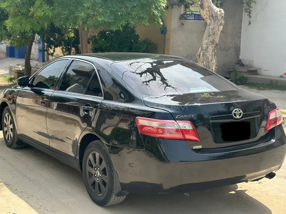 Toyota Camry 2007 for Sale in Lahore Image-1