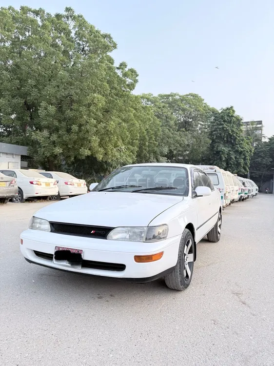 Toyota Corolla 2001 for Sale in Karachi Image-1