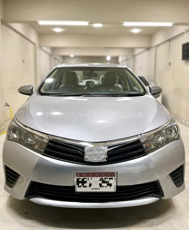 Toyota Corolla 2015 for Sale in Karachi Image-1