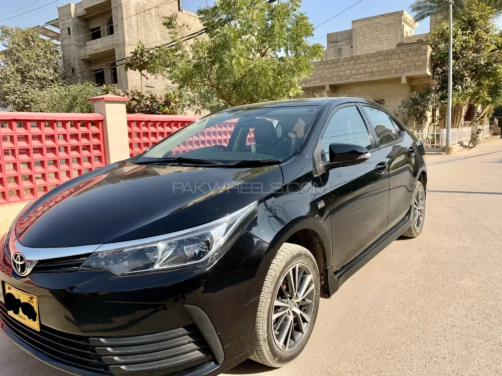 Toyota Corolla 2019 for Sale in Karachi Image-1