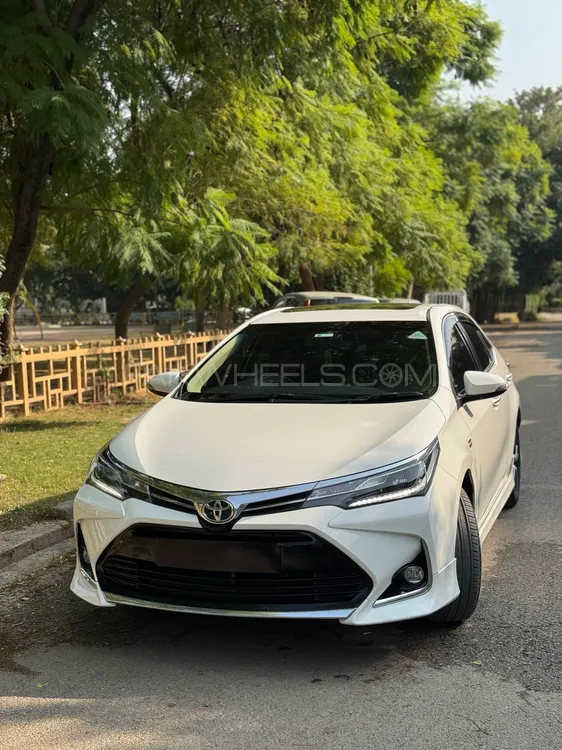 Toyota Corolla 2021 for Sale in Islamabad Image-1