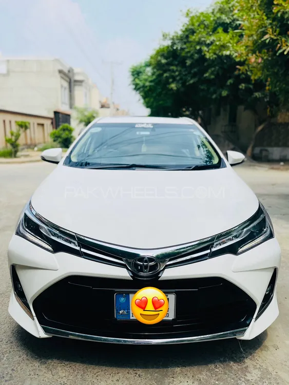 Toyota Corolla 2021 for Sale in Faisalabad Image-1
