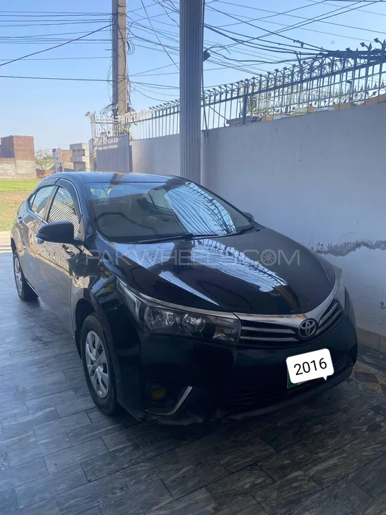 Toyota Corolla 2016 for Sale in Sialkot Image-1