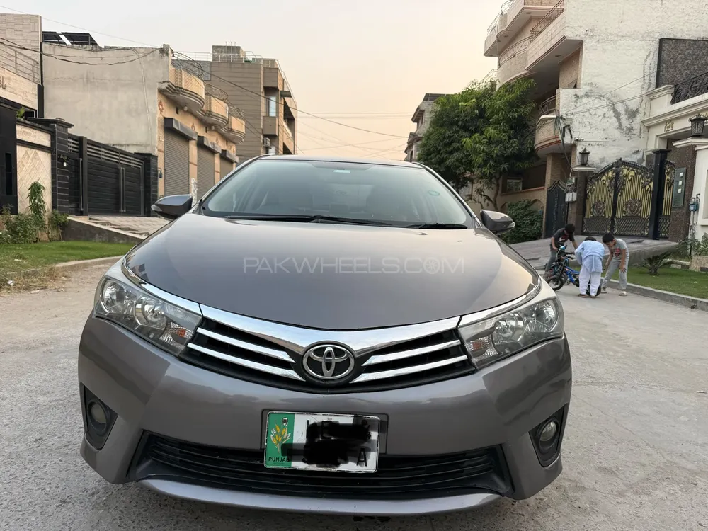 Toyota Corolla 2014 for Sale in Lahore Image-1