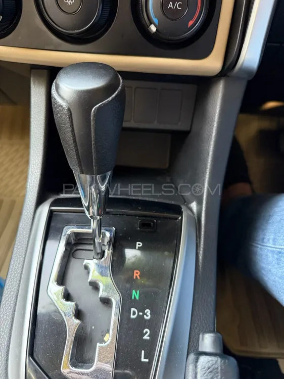 Toyota Corolla 2020 for Sale in Lahore Image-1