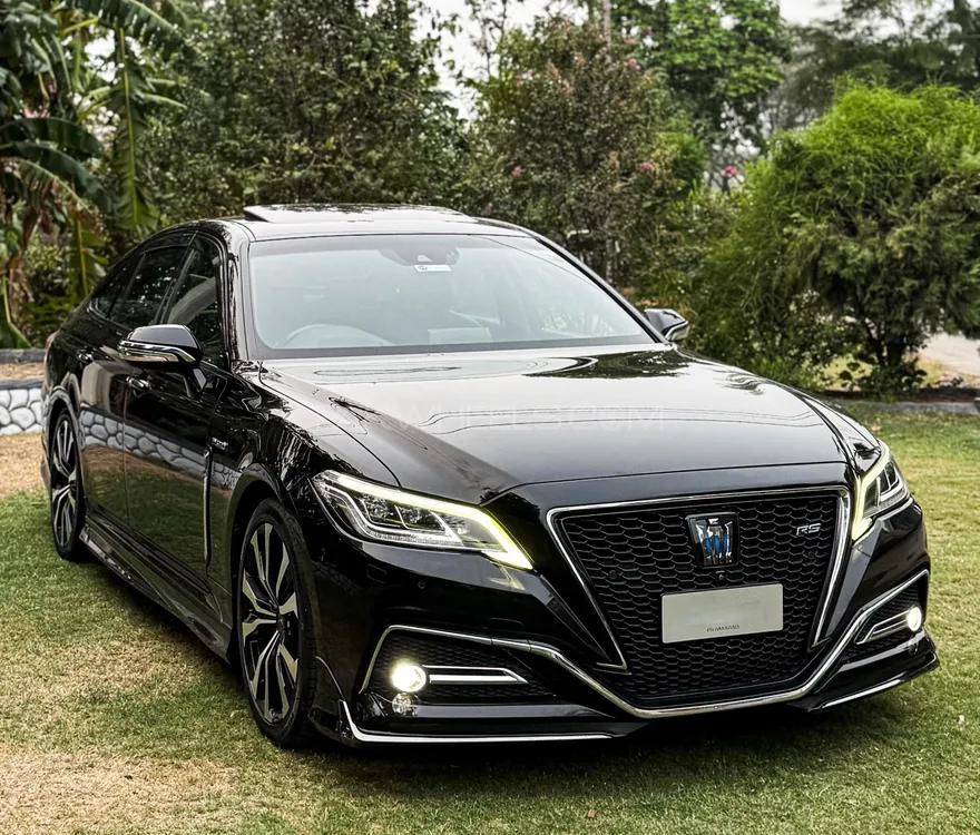 Toyota Crown 2020 for Sale in Lahore Image-1