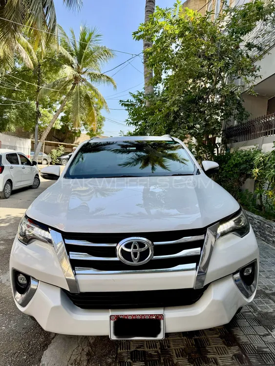 Toyota Fortuner 2018 for Sale in Karachi Image-1