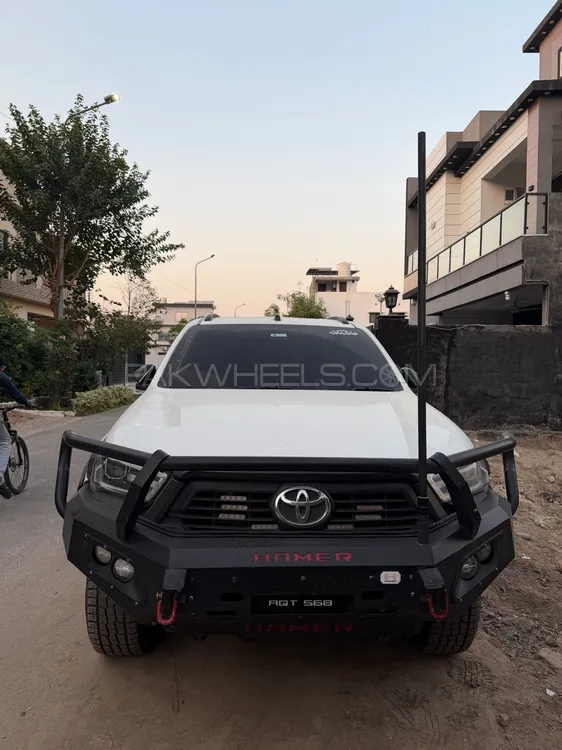 Toyota Hilux 2021 for Sale in Lahore Image-1