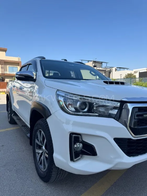 Toyota Hilux 2017 for Sale in Islamabad Image-1