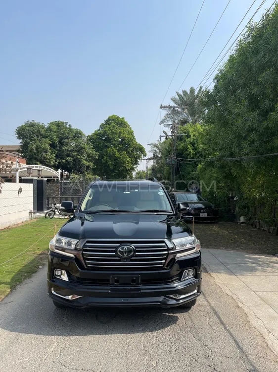 Toyota Land Cruiser 2016 for Sale in Lahore Image-1