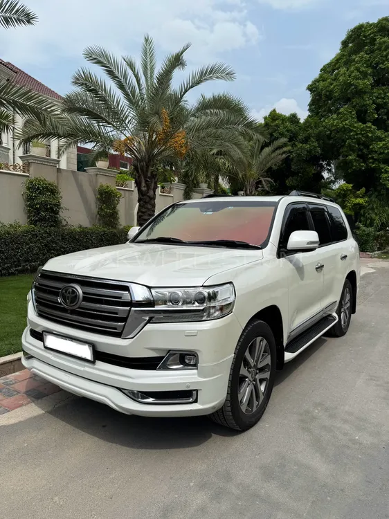 Toyota Land Cruiser 2016 for Sale in Lahore Image-1