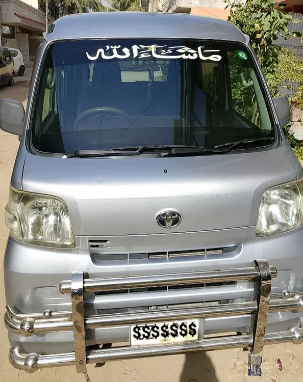 Toyota Pixis Space 2016 for Sale in Karachi Image-1